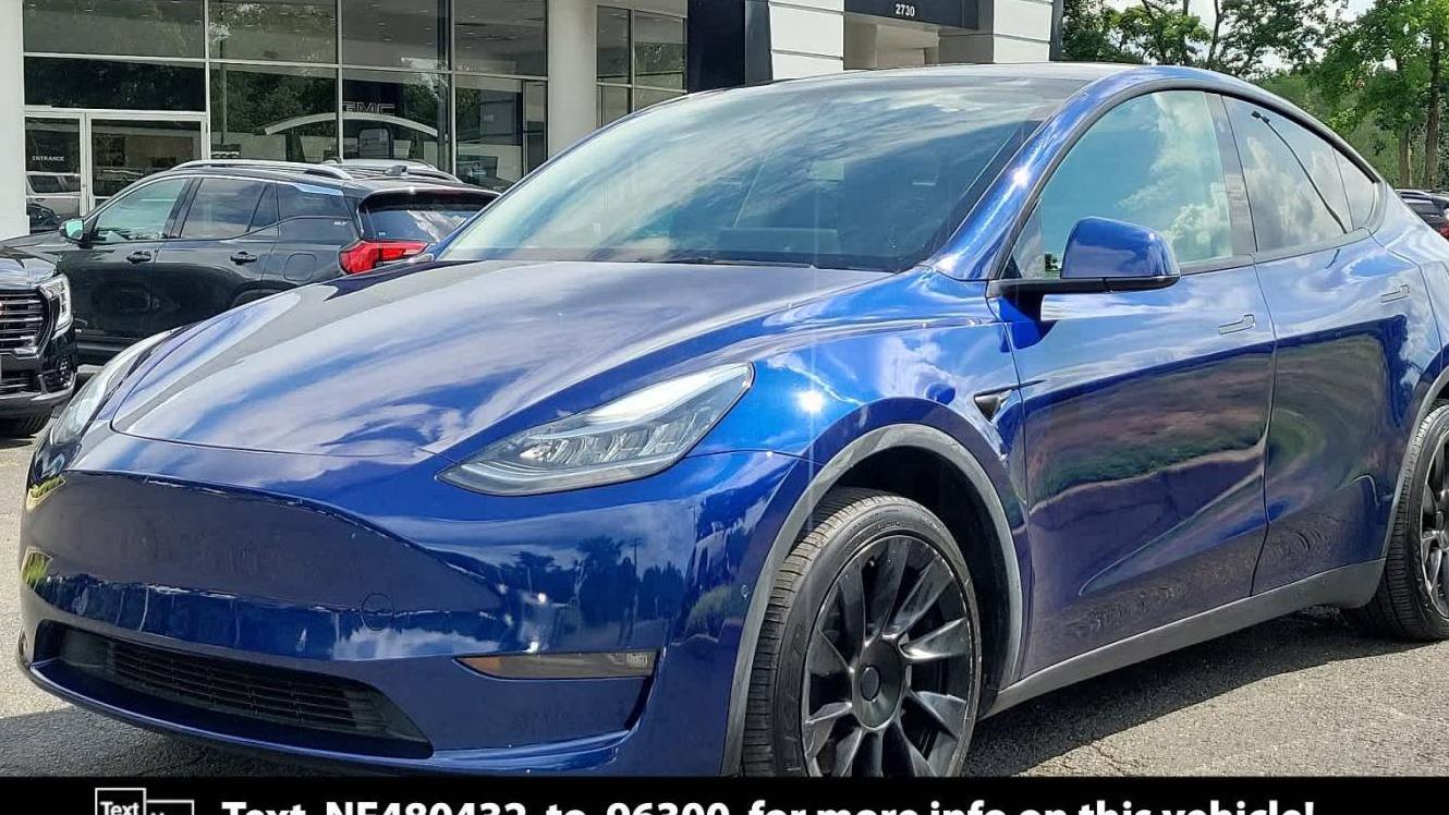 TESLA MODEL Y 2022 7SAYGDEE7NF480432 image